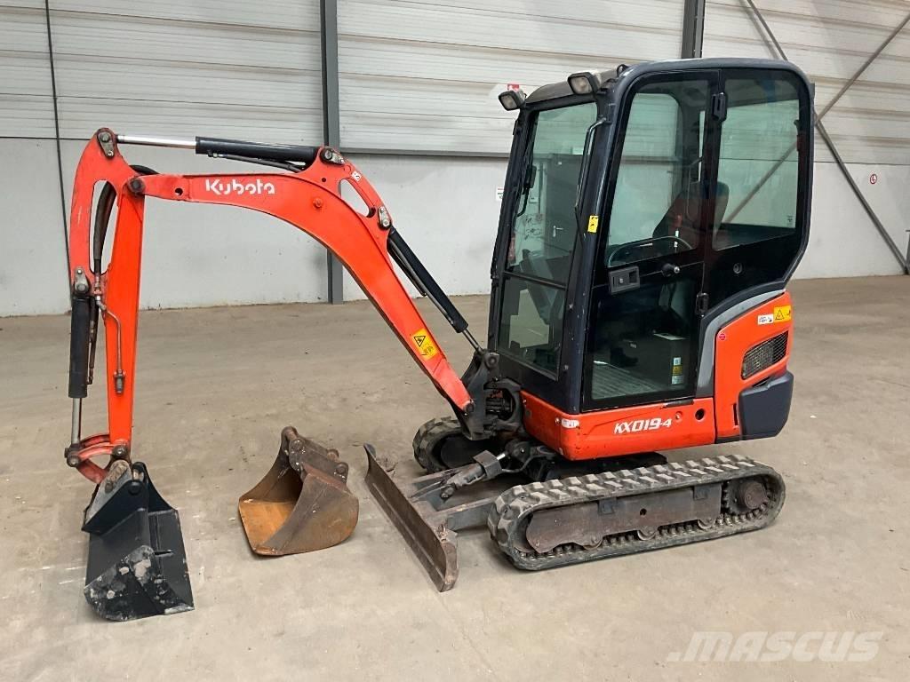 Kubota KX 019-4 Miniescavadeiras