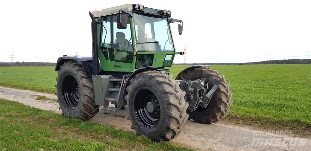 Fendt Xylon 520 Tratores Agrícolas usados