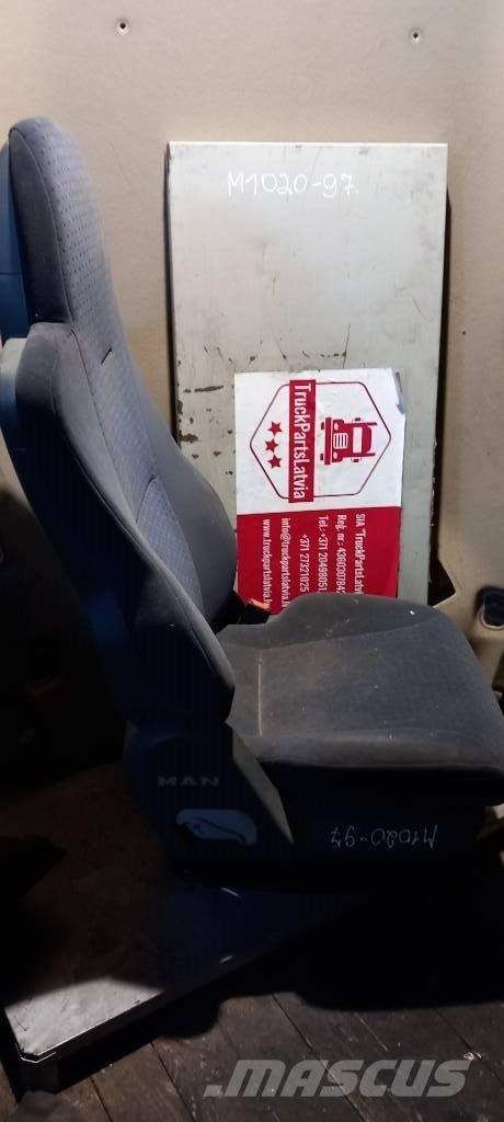 MAN TGA.    81623016946 Cabines e interior