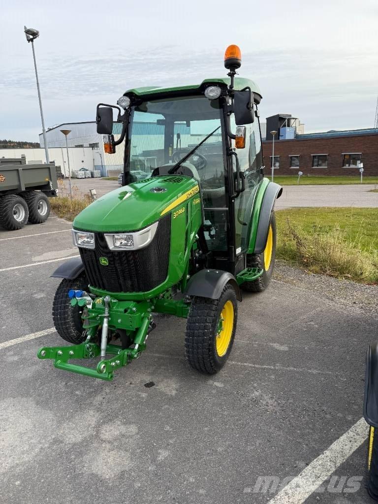 John Deere 3046 R Tractores compactos