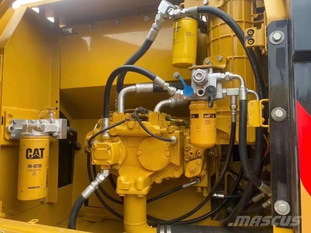 CAT 320d Escavadeiras de esteiras