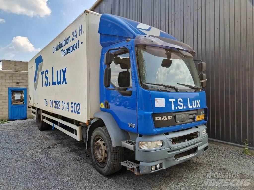 DAF LF 55.250 Caminhões de caixa fechada