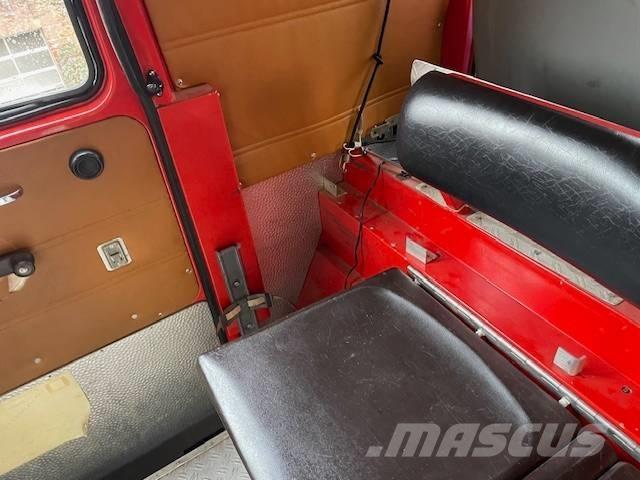 Magirus Deutz FL 16 Caminhões de caixa fechada