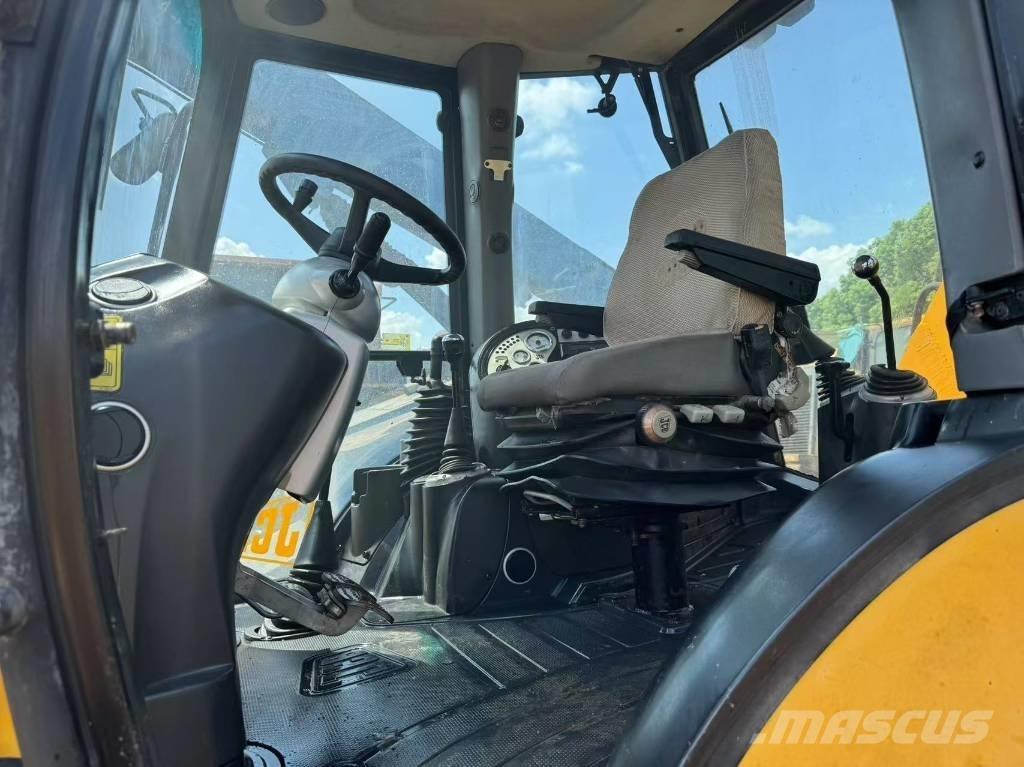 JCB 3 CX Retroescavadeiras