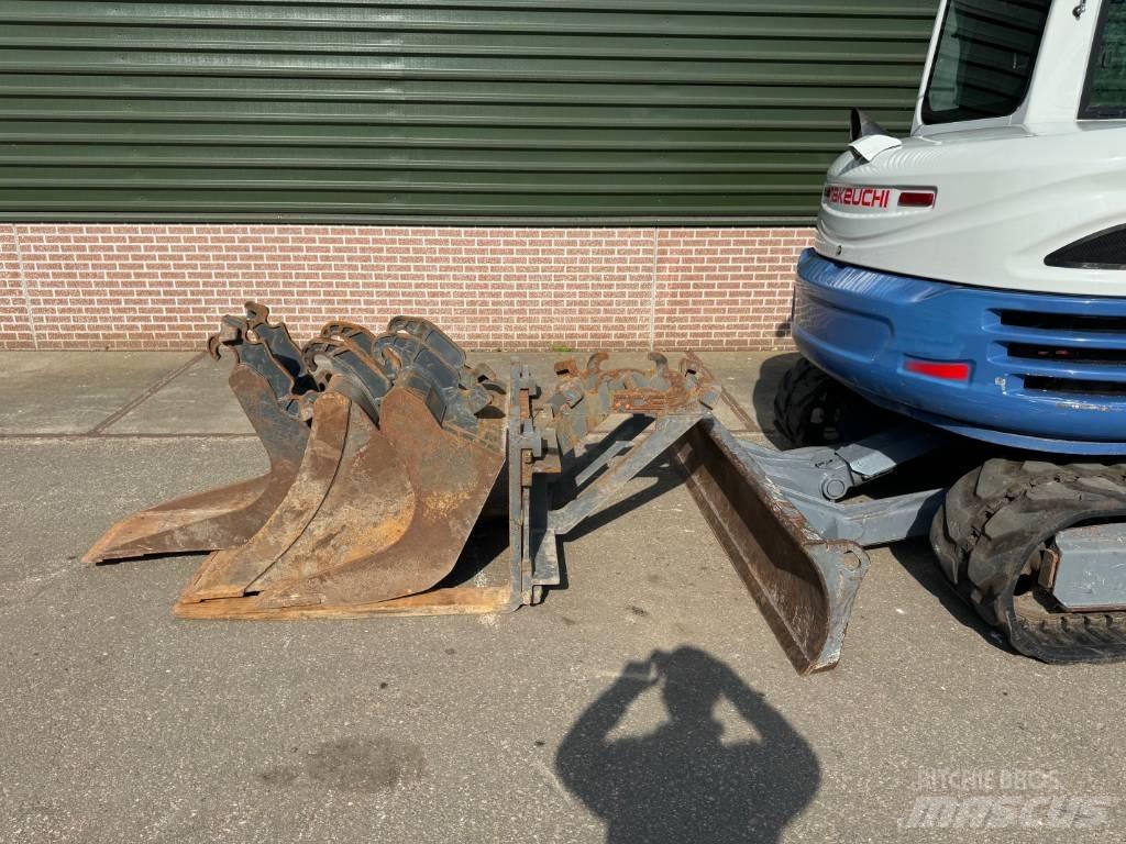 Takeuchi TB 290 Escavadoras Midi 7t - 12t