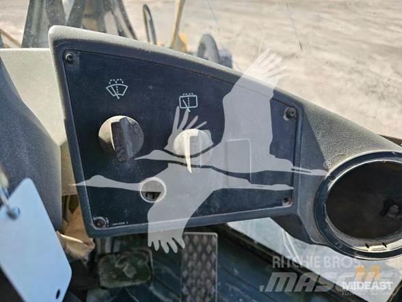 CAT 930G Carregadeiras de rodas