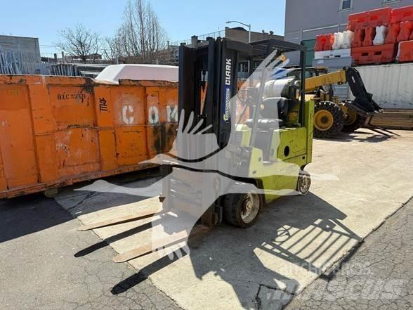 Clark C500S80 Empilhadores Diesel