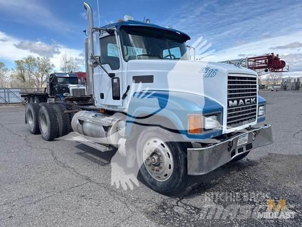 Mack CH613 Cavalos Mecânicos