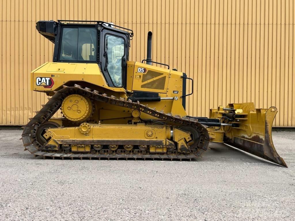 CAT D 5 LGP Dozers - Tratores rastos