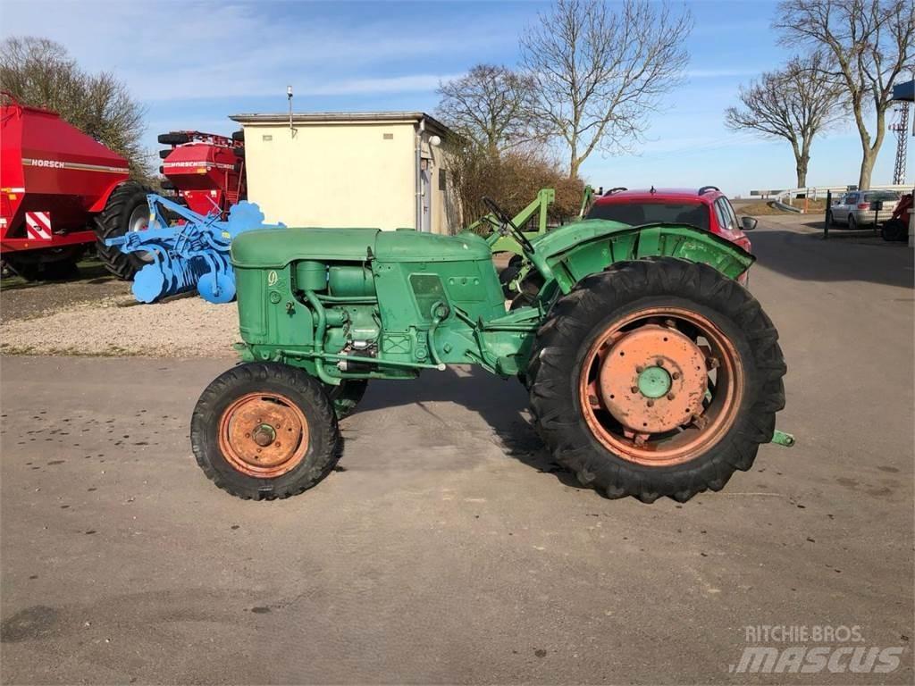 Deutz-Fahr D25 S Tratores Agrícolas usados