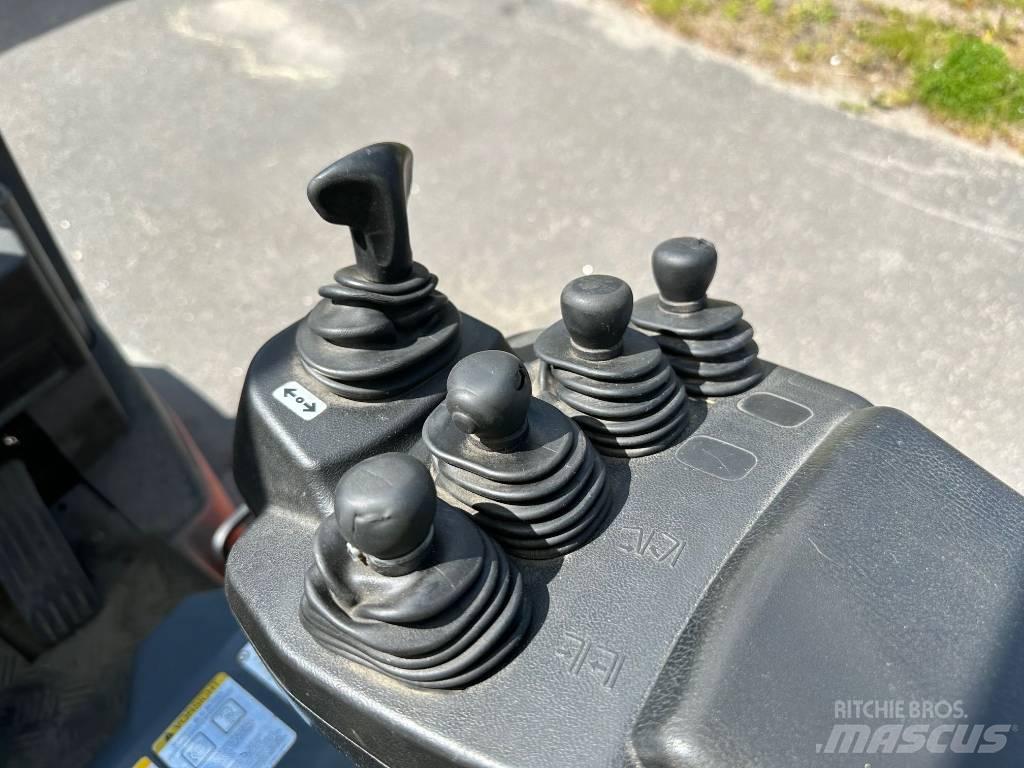 Toyota 7 FBEF 16 Empilhadores eléctricos