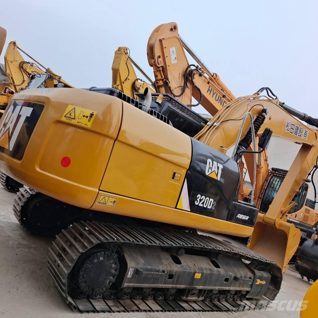 CAT 320 D2L Escavadeiras de esteiras