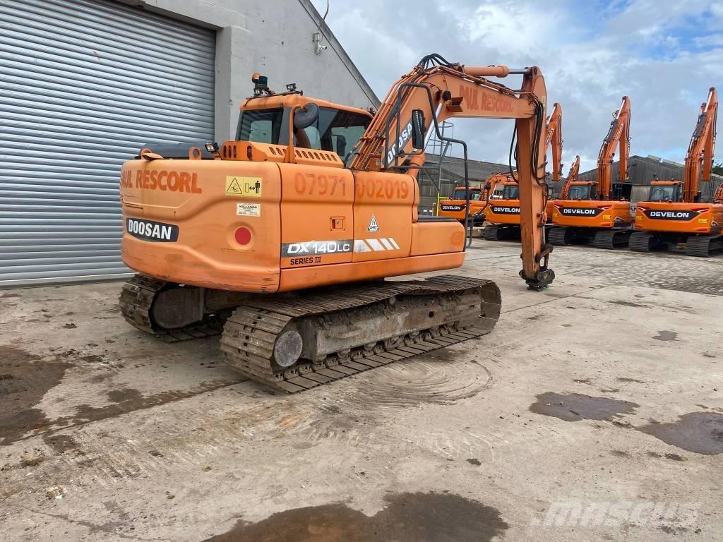 Doosan DX 140 LC-3 Escavadeiras de esteiras