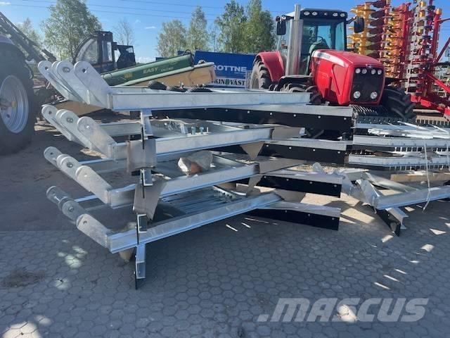  Impetu Vägsladd M220 Niveladoras de arraste