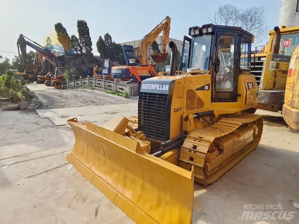 CAT D 5 K Dozers - Tratores rastos