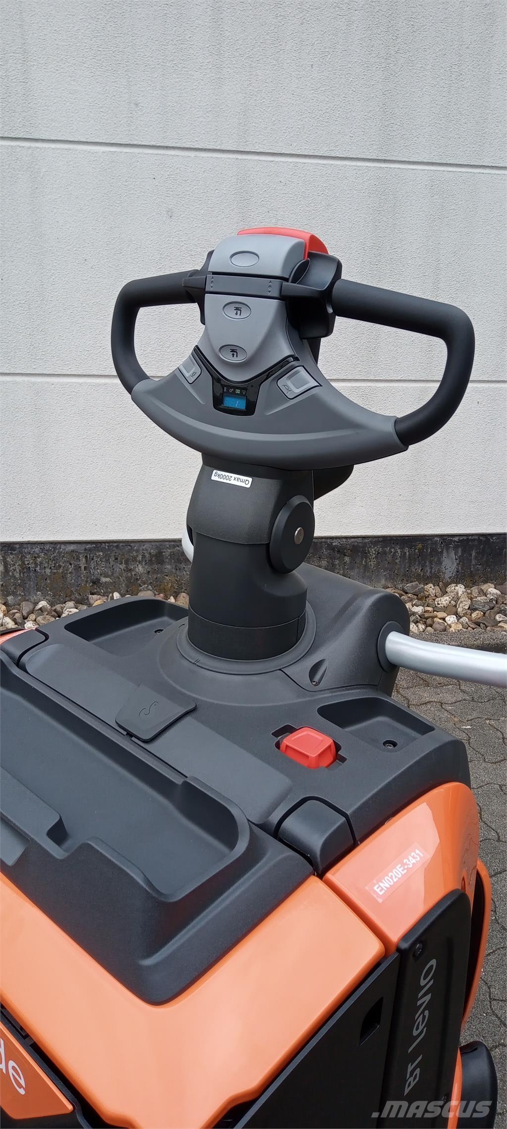 Toyota LPE200 Empilhador para operador externo