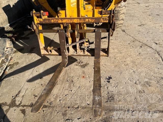 JCB 535-140 Manipulador telescópico