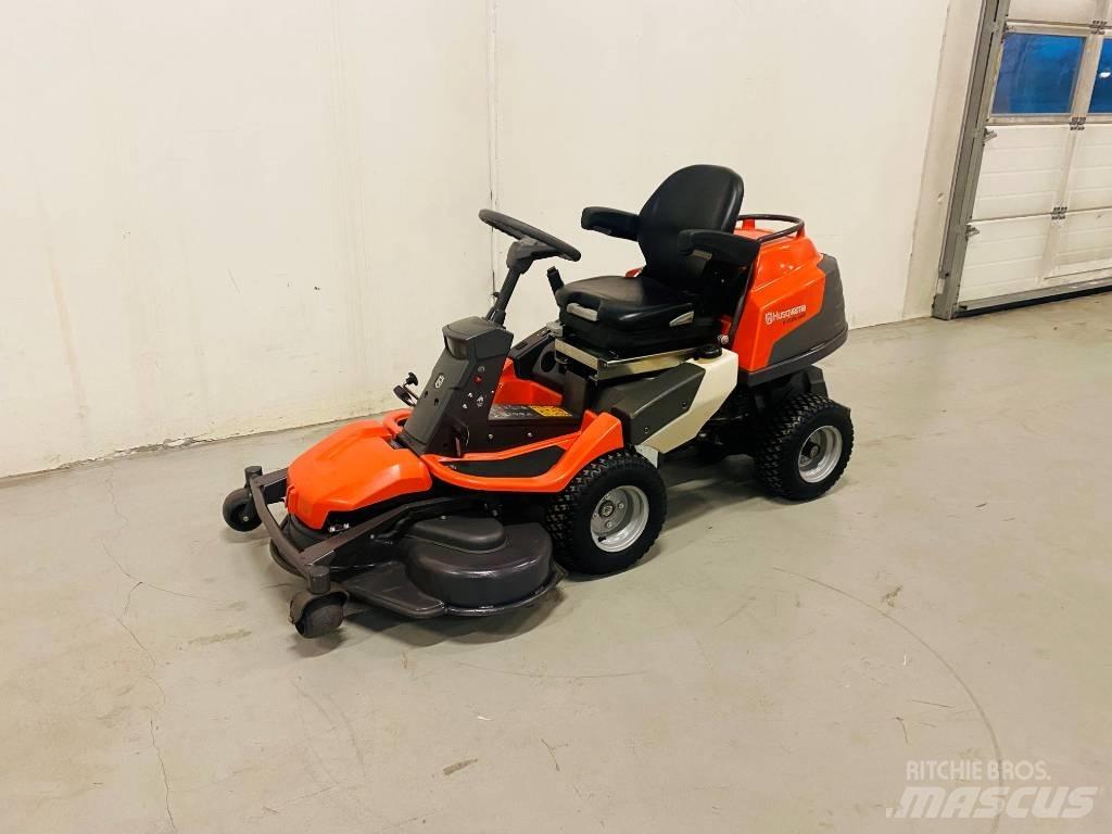 Husqvarna R418Ts AWD Corta-Relvas Riders