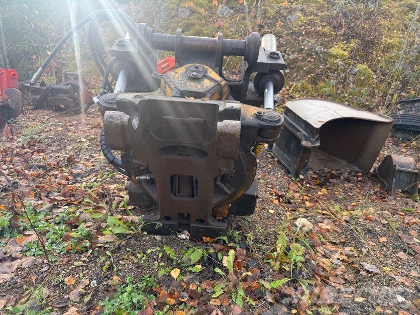 CASE CX210 Escavadeiras de esteiras