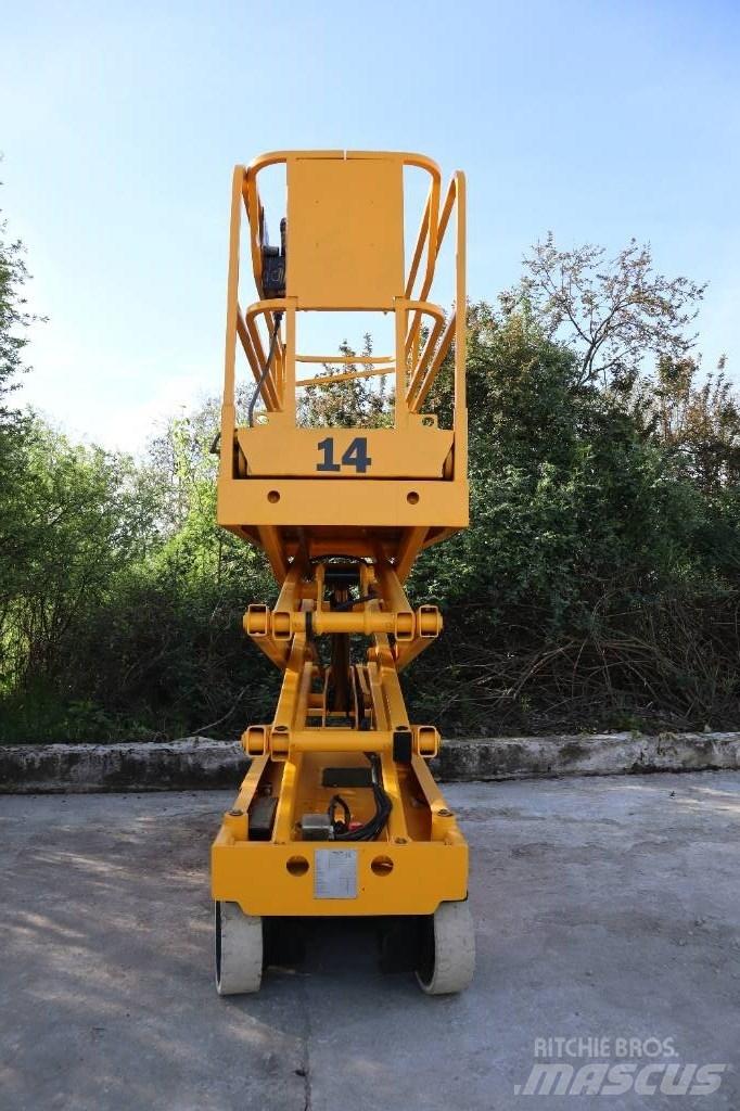 Haulotte Compact 8 Elevadores de tesoura