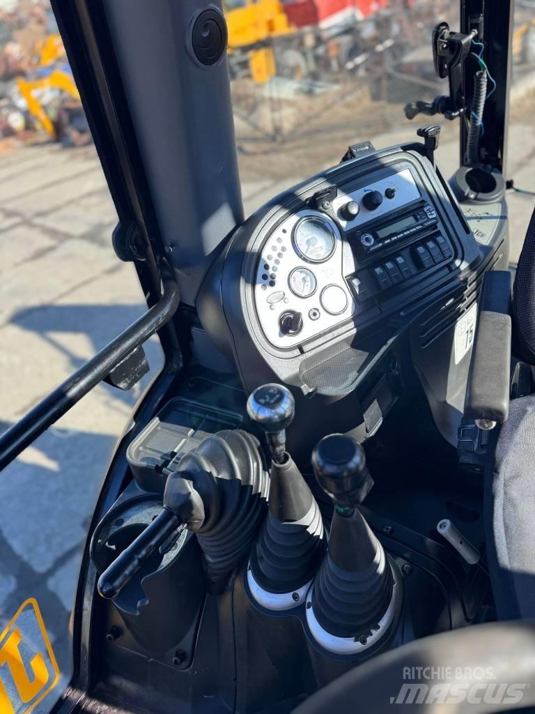 JCB 4 CX Retroescavadeiras