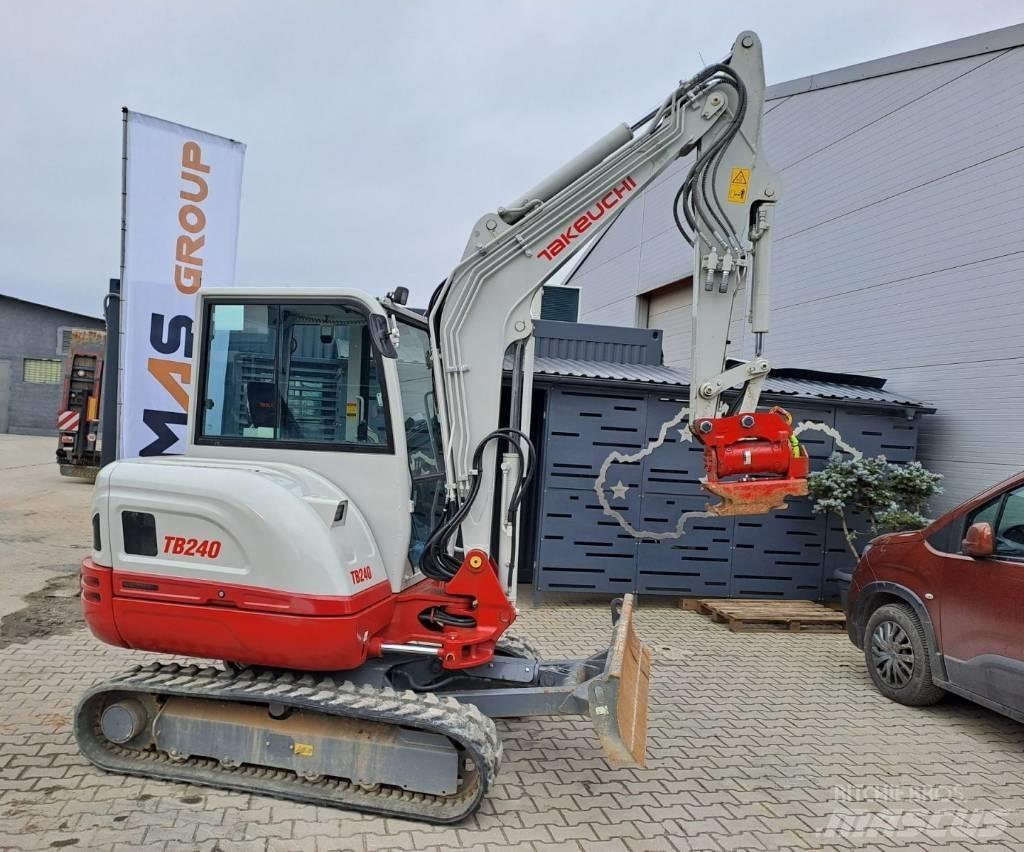 Takeuchi TB 240 Miniescavadeiras