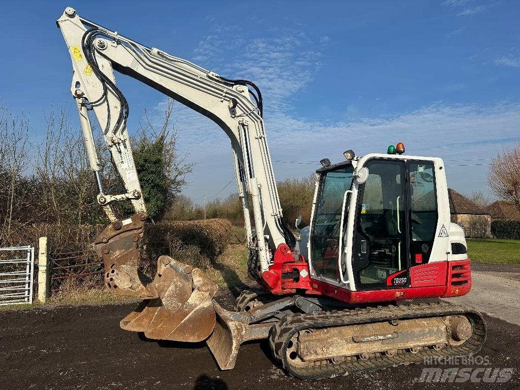 Takeuchi TB 290 Escavadoras Midi 7t - 12t