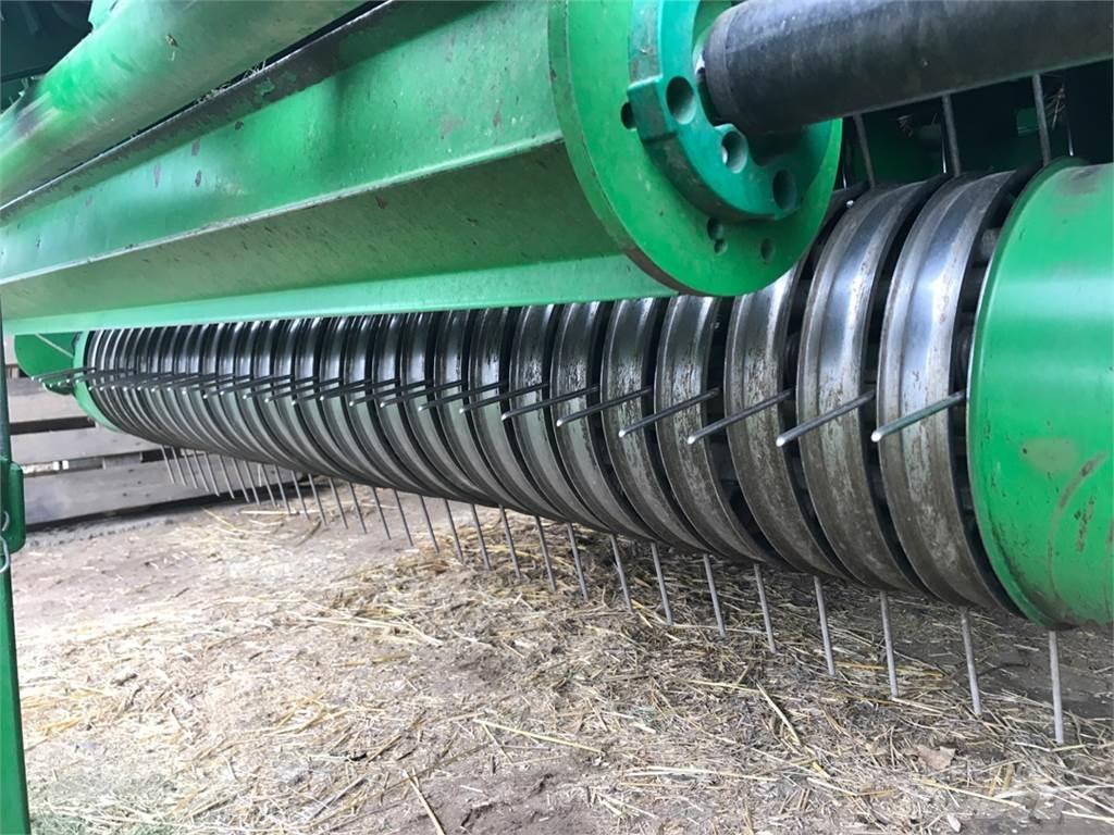 John Deere 990 Enfardadeira de rolos