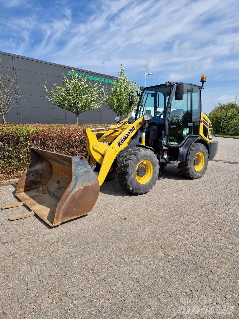 Komatsu WA70M Mini carregadoras