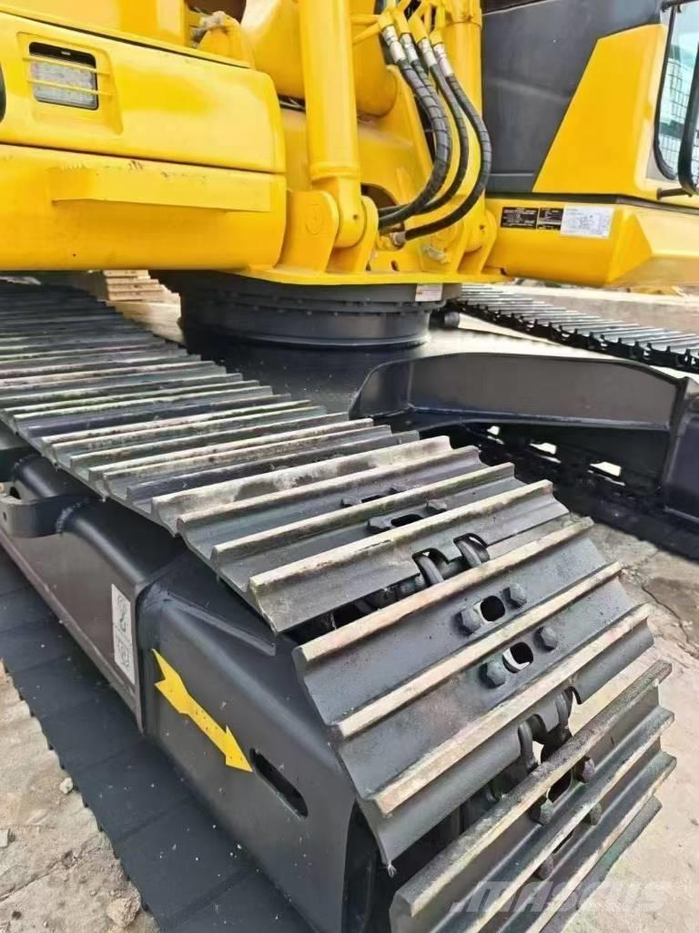 Komatsu 130-7 Escavadeiras de esteiras