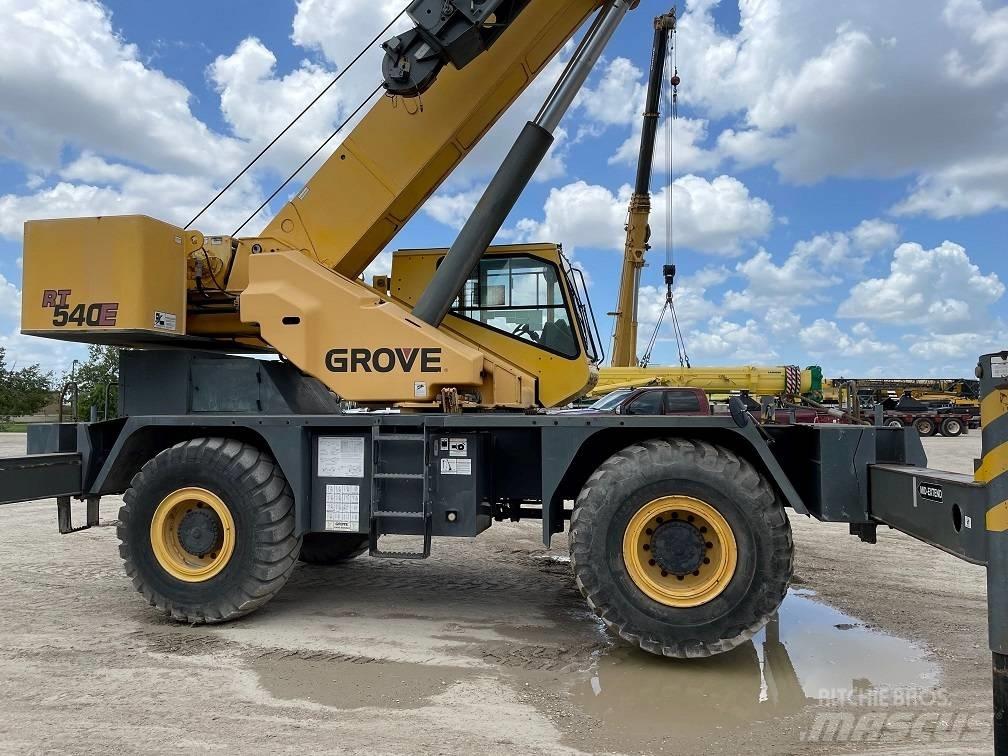 Grove RT 600 E Gruas Fora-de-estrada