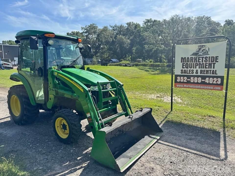 John Deere 3520 Tratores Agrícolas usados