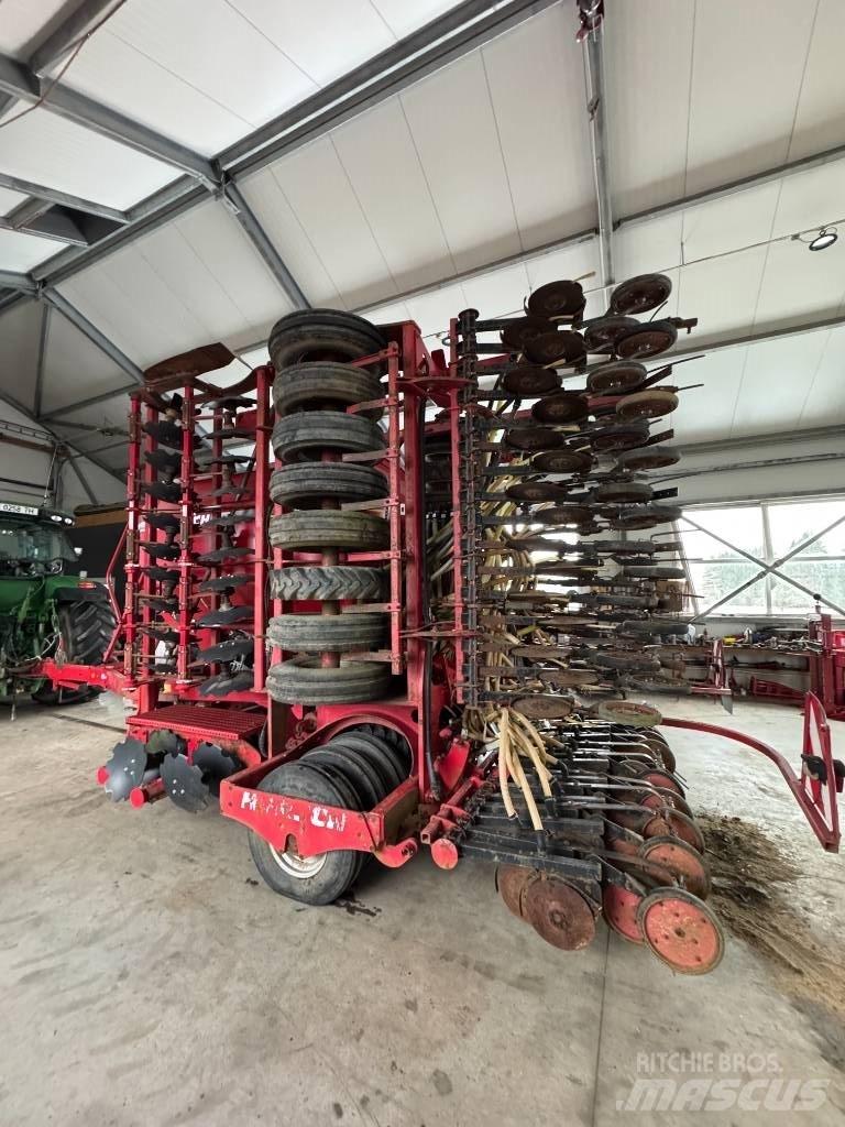 Horsch Pronto 8 DC Perfuradoras