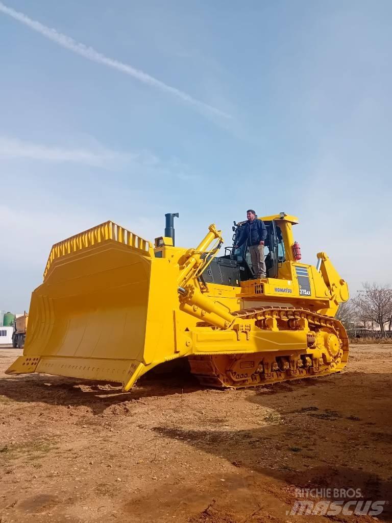 Komatsu D375AX Dozers - Tratores rastos