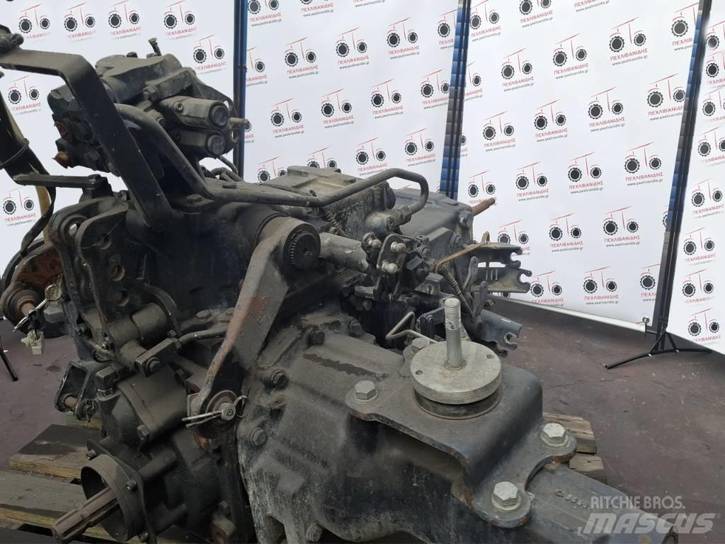 New Holland CNH Transmissăo