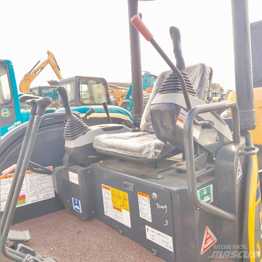 Komatsu PC30MR-3 Miniescavadeiras