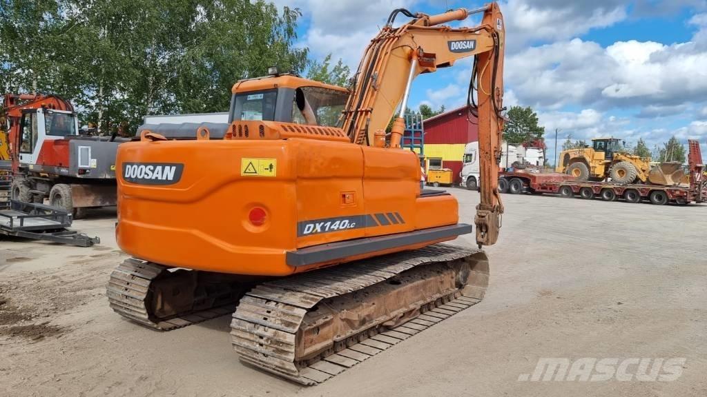 Doosan DX 140 LC-3 Escavadeiras de esteiras