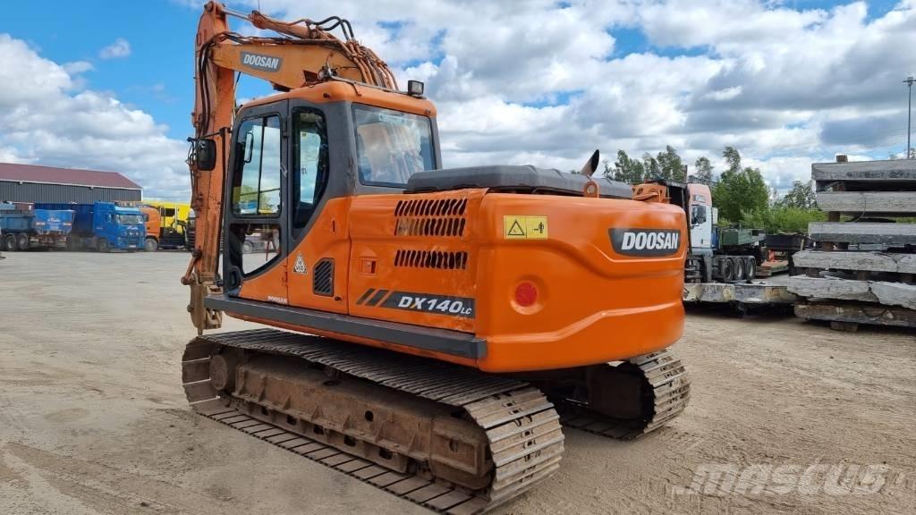 Doosan DX 140 LC-3 Escavadeiras de esteiras