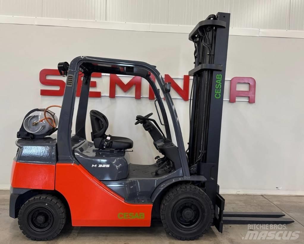 Cesab 10493 M325G Empilhadores a gás