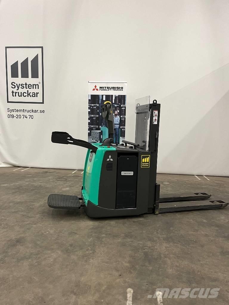 Mitsubishi PBV20PD Empilhador para operador externo