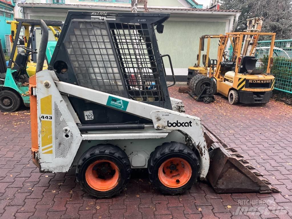 Bobcat 443    V-4129 Manipulador telescópico