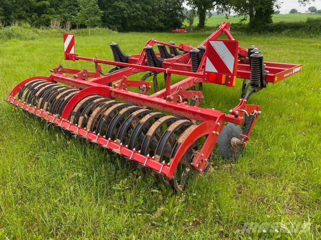 Horsch Terrano 3 FX Cultivadoras