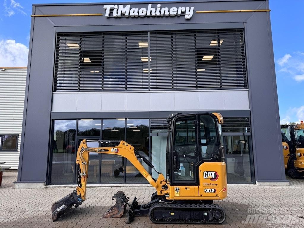 CAT 301.8 Miniescavadeiras