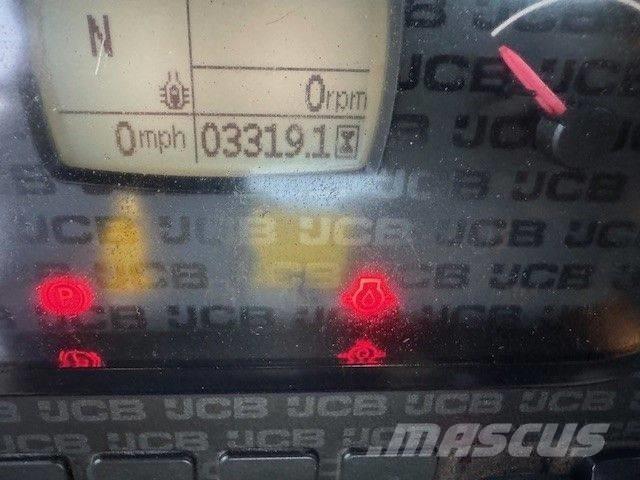 JCB 3CX Compact Retroescavadeiras