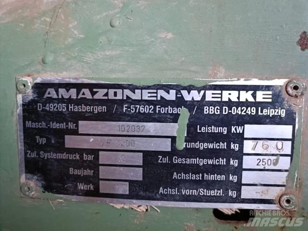 Amazone UF 1200 Pulverizadores montados
