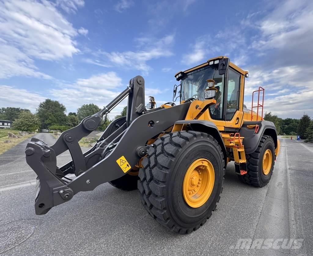 Volvo L 120 H2 Carregadeiras de rodas