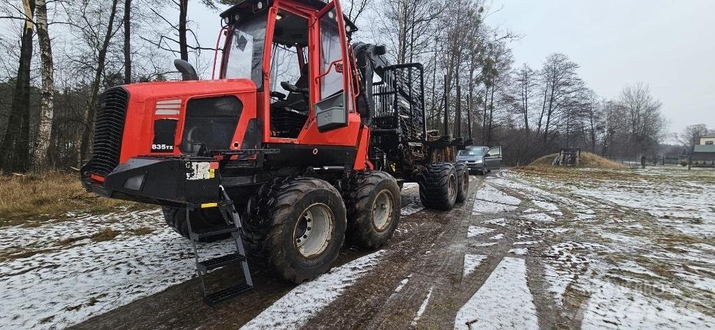 Komatsu 835 Forwarders florestais