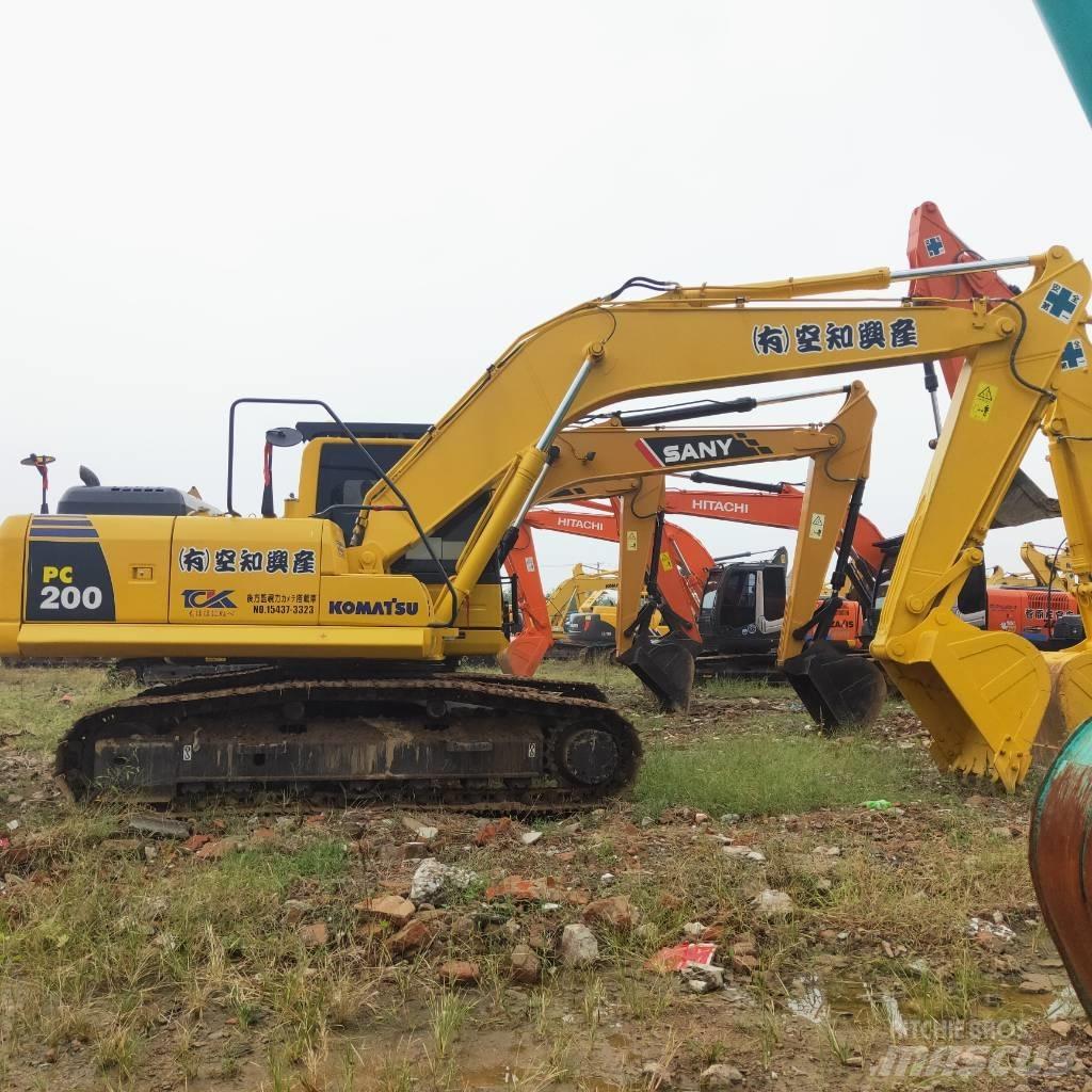 Komatsu PC200-8 Escavadeiras de esteiras