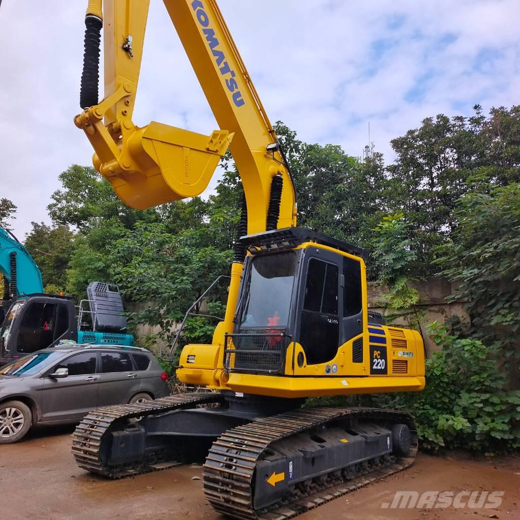 Komatsu PC 220-8 Escavadeiras de esteiras