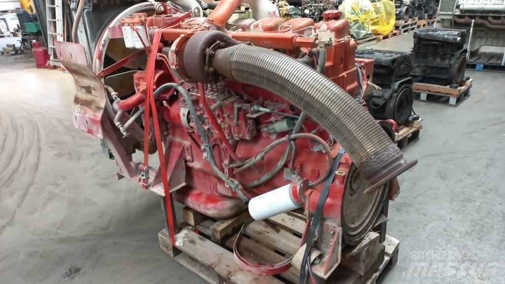 Volvo TD121G Motores